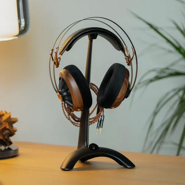 Meze Audio - Manta Headphone Stand (Black Edition)