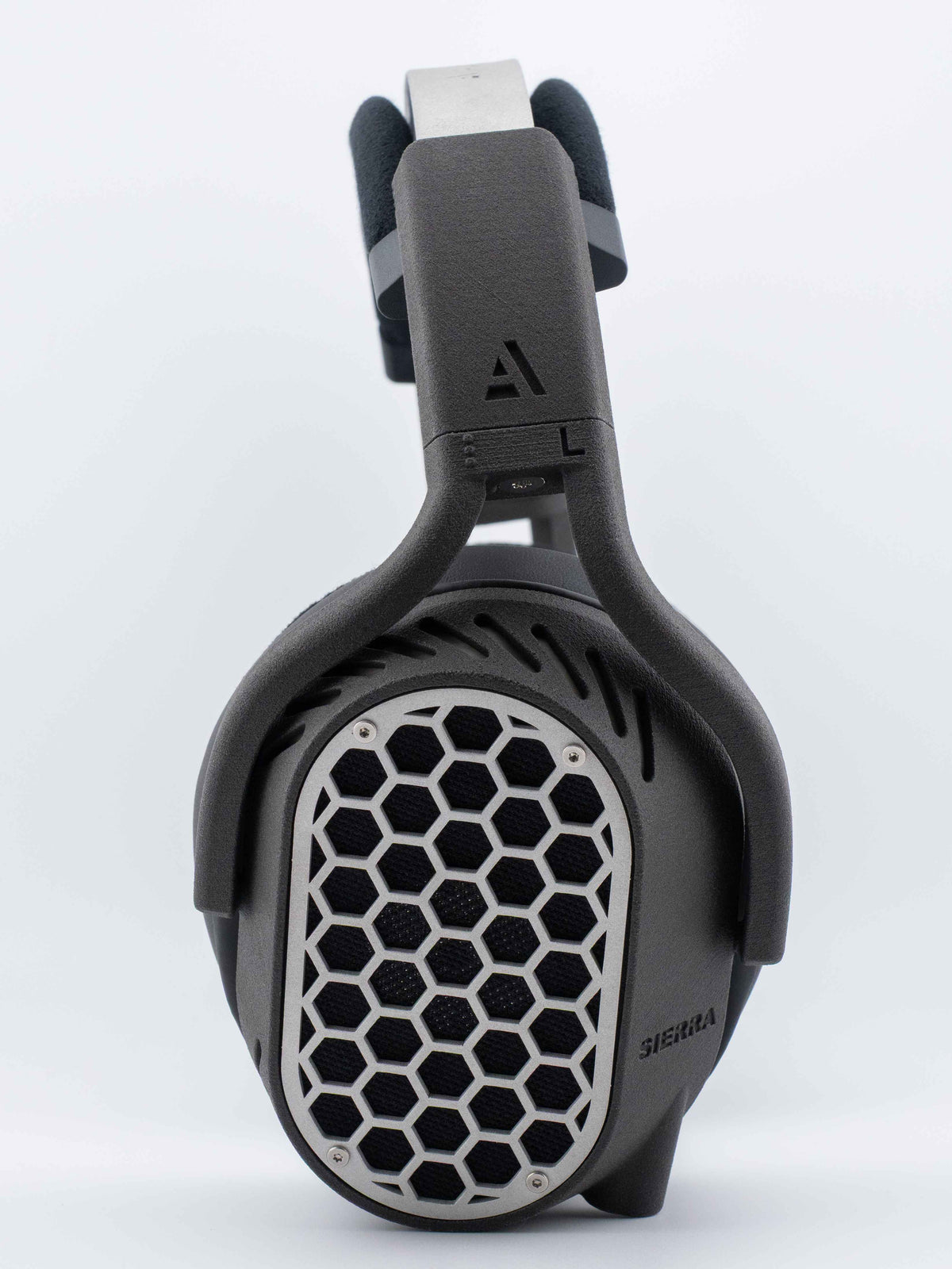 Auribus Acoustics - Sierra Reference - The Source AV