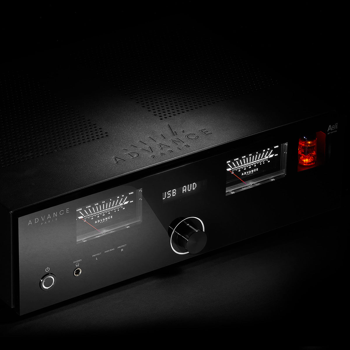 Advanced Paris - A8 APEX