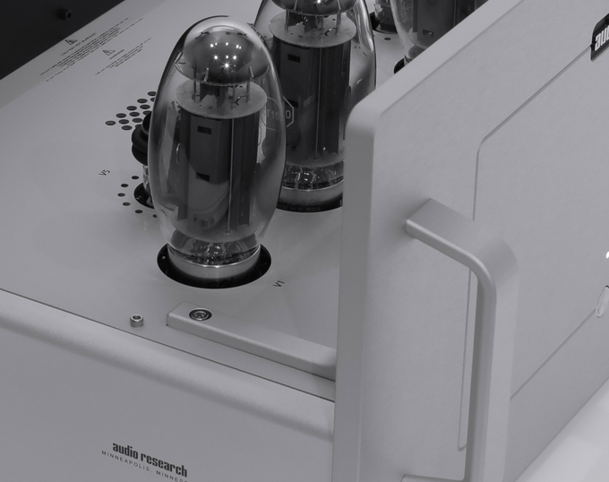 Audio Research - D-80