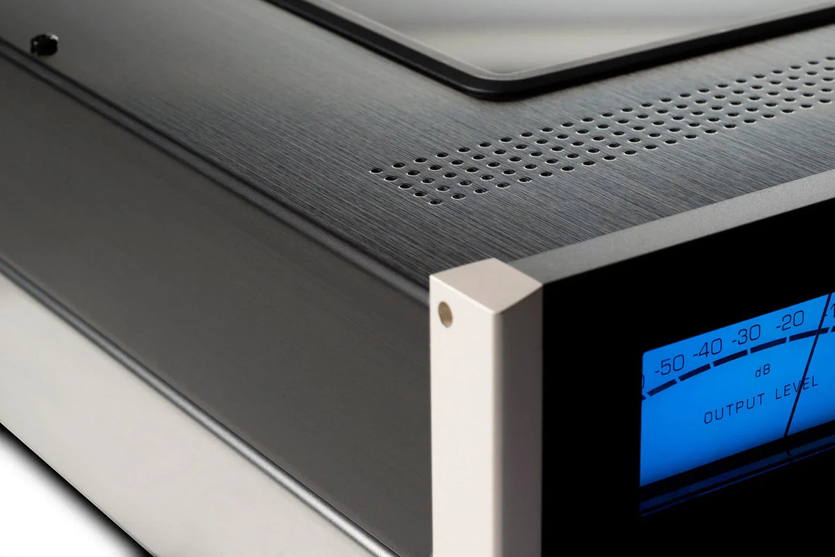 McIntosh - D1100 2-Channel Digital Preamplifier  (Open Box)