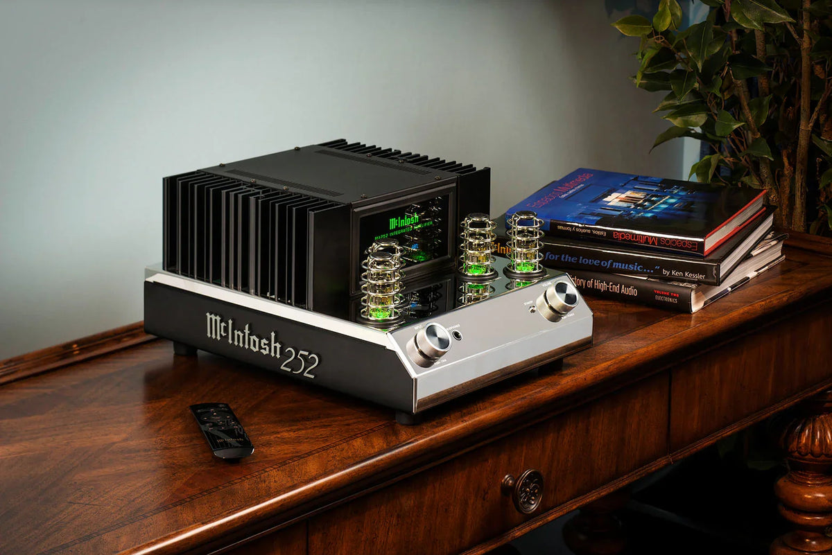 McIntosh - MA252 2-Channel Hybrid Integrated Amplifier