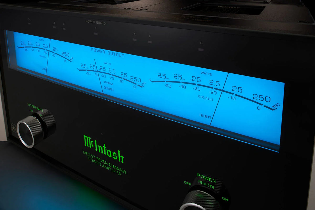 McIntosh - MC257 7-Channel Solid State Amplifier