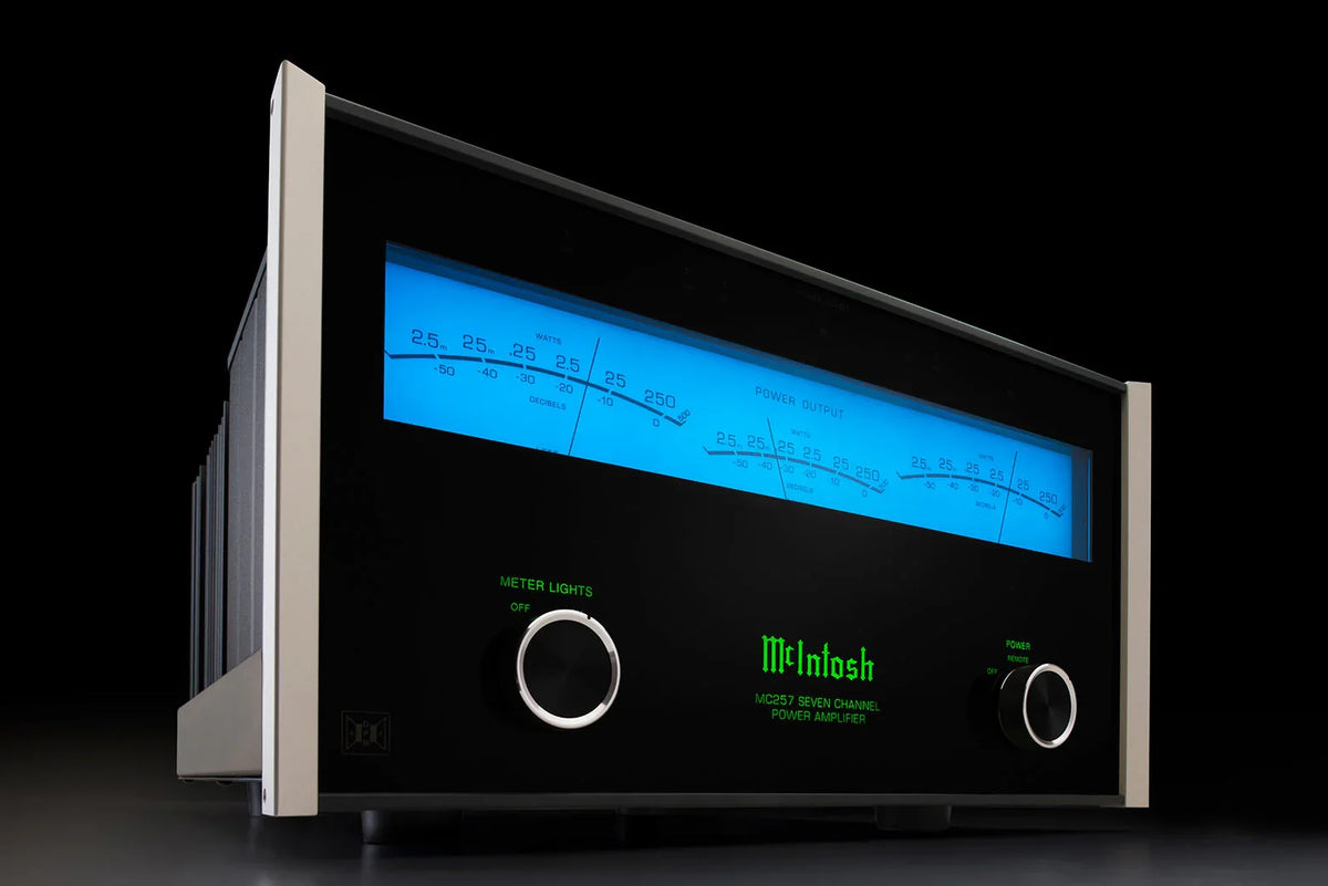 McIntosh - MC257 7-Channel Solid State Amplifier