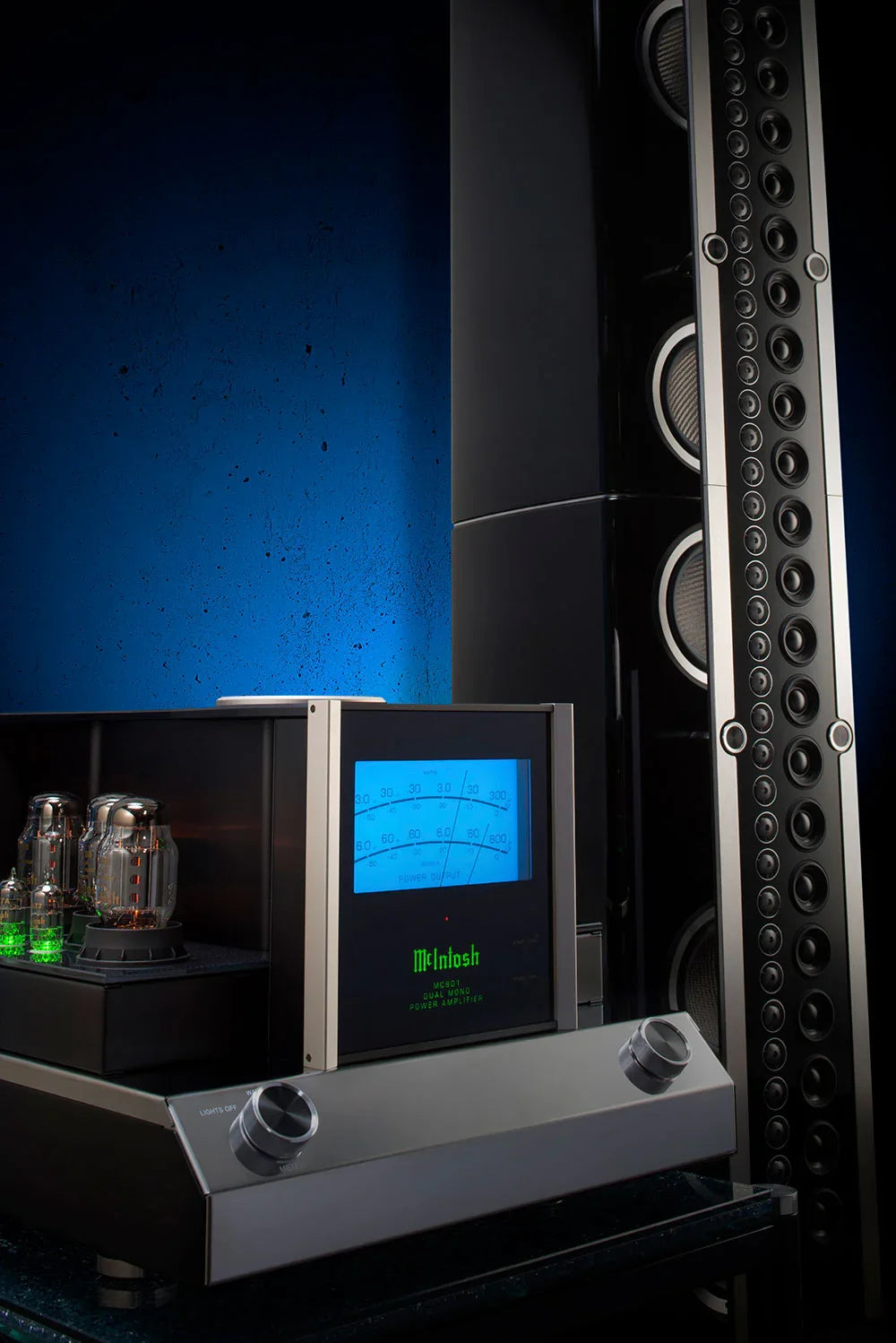 McIntosh - MC901 Dual Monoblock Amplifier