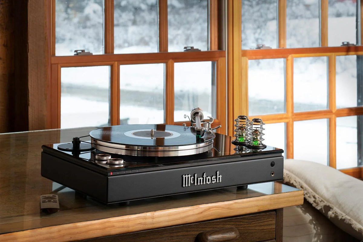 McIntosh - MTI100 Integrated Turntable